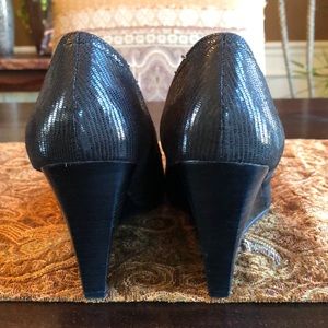 Adrienne Vittadini Wedges